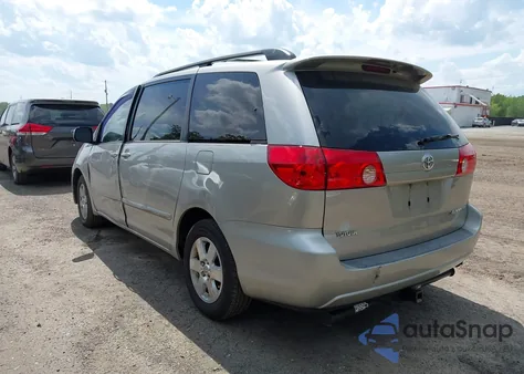 2010 Toyota Sienna Le from USA, damaged, VIN 5TDKK4CC5AS301619